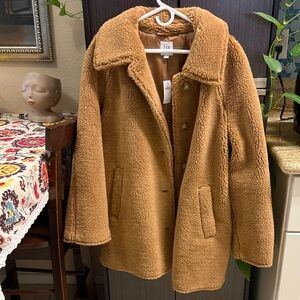 GAP Teddy Jacket in Camel Brown